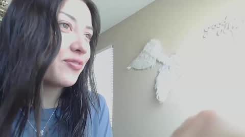 Snapshot of girlnextdoor702 chatting on 06/05/26, 03:07 Jasmine online show from 06/05/26, 03:07