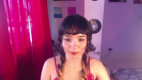 Snapshot of girlredkush chatting on 01/07/25, 07:06 Ann online show from 01/07/25, 07:06