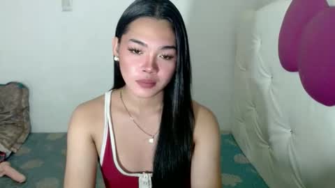 Snapshot of girlsweet_preciousxoxo chatting on 10/14/25, 06:52 Precious online show from 10/14/25, 06:52