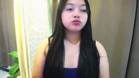 Rhaine online show from 02/16/26, 09:11