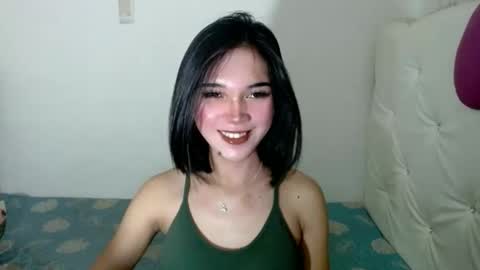 Snapshot of girlthatyouwantxx chatting on 09/13/25, 05:51 Divine online show from 09/13/25, 05:51