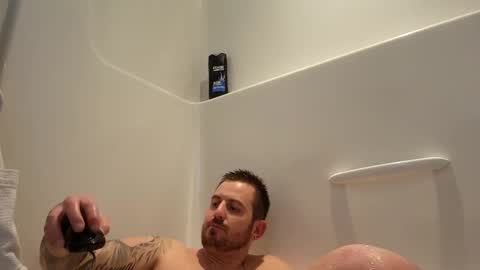 Snapshot of girthylax51 chatting on 12/10/24, 01:54 BIG K online show from 12/10/24, 01:54