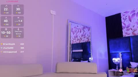     online show from 03/01/25, 03:49