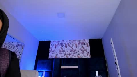 Snapshot of giselamaru chatting on 05/11/26, 10:21 online show from 05/11/26, 10:21