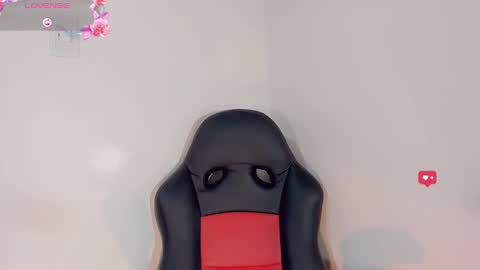 Gisel online show from 02/11/25, 06:08