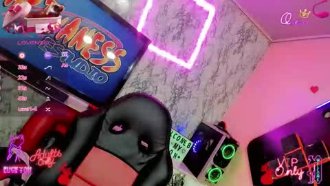 Gisel online show from 01/16/26, 07:18