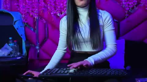 gisell_squirt online show from 10/25/25, 12:02