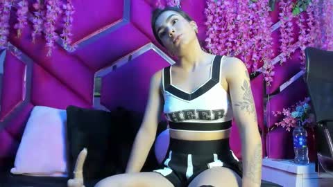 gisell_squirt online show from 11/10/25, 08:19