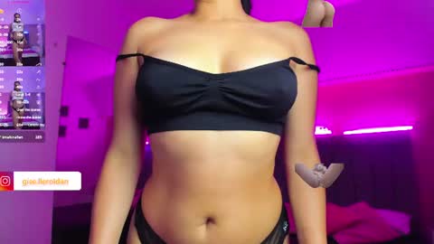GISELLE ROLDAN online show from 07/24/26, 04:43