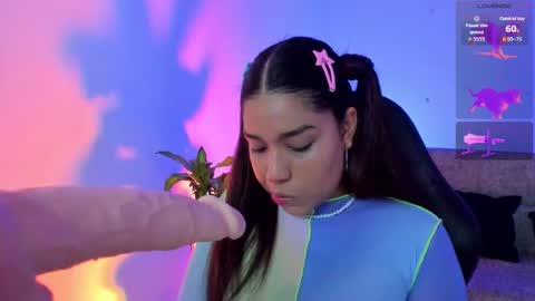 Giselle online show from 11/12/25, 04:24