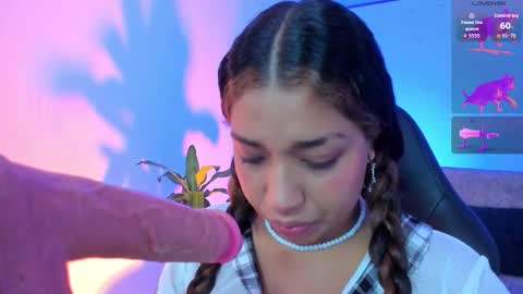 Giselle online show from 11/30/25, 04:49