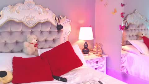 GiselleNoah online show from 01/25/25, 12:58