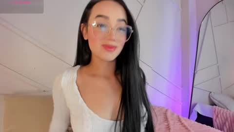 Snapshot of gisellepalmer_88 chatting on 12/15/25, 07:18 GisellePalmer online show from 12/15/25, 07:18