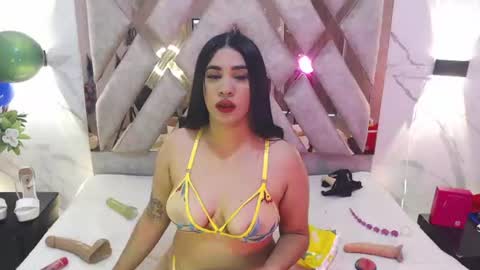 Snapshot of giselslut chatting on 06/23/26, 05:00 giselslut online show from 06/23/26, 05:00