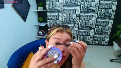 Gissel angel online show from 10/16/25, 08:54
