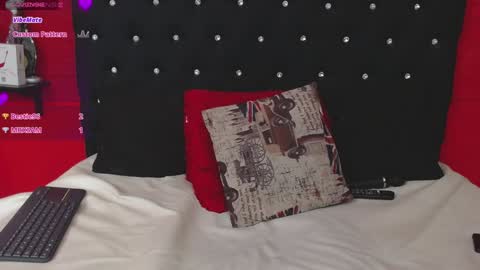 Gissell Saenz online show from 02/08/25, 01:11