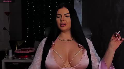 Giulia online show from 02/24/25, 09:31