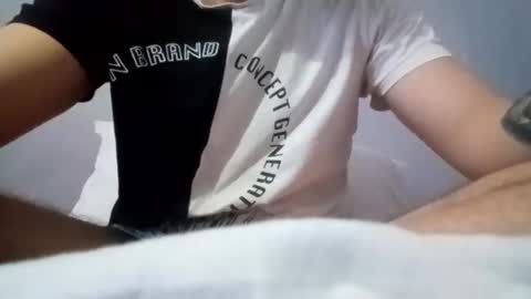 Snapshot of giuseppeciao206 chatting on 12/15/25, 07:01 elen06 online show from 12/15/25, 07:01