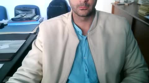 giuseppevai1 online show from 04/29/26, 08:07
