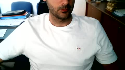 Snapshot of giuseppevai1 chatting on 06/24/26, 09:41 giuseppevai1 online show from 06/24/26, 09:41
