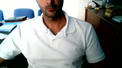 Snapshot of giuseppevai1 chatting on 07/07/26, 08:51 giuseppevai1 online show from 07/07/26, 08:51