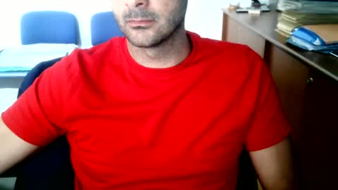 Snapshot of giuseppevai1 chatting on 07/16/26, 09:48 giuseppevai1 online show from 07/16/26, 09:48