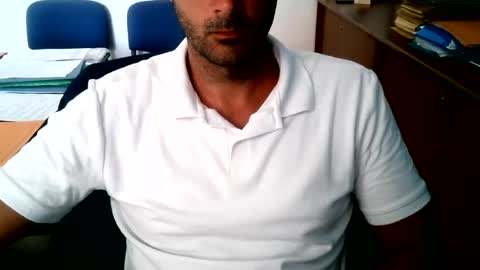 Snapshot of giuseppevai1 chatting on 07/20/26, 10:39 giuseppevai1 online show from 07/20/26, 10:39