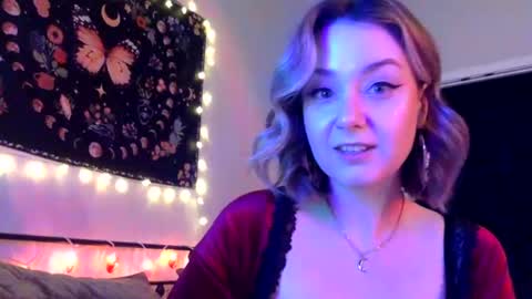 givemesweetdreams online show from 03/11/25, 03:05
