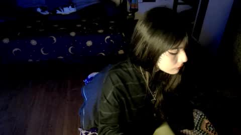 Snapshot of givenom chatting on 12/18/25, 11:11 dirtyvenom online show from 12/18/25, 11:11