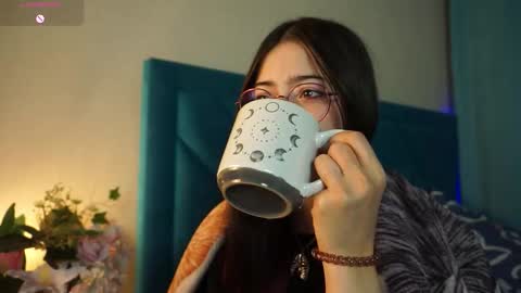 Agness online show from 09/28/25, 01:38