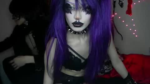 Gloomy online show from 12/19/25, 09:55