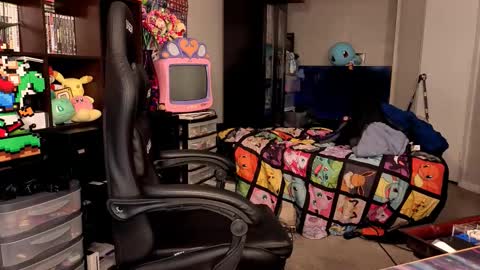 glaceon9 online show from 11/06/25, 01:17