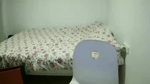 gladiator_18 online show from 12/02/25, 03:56