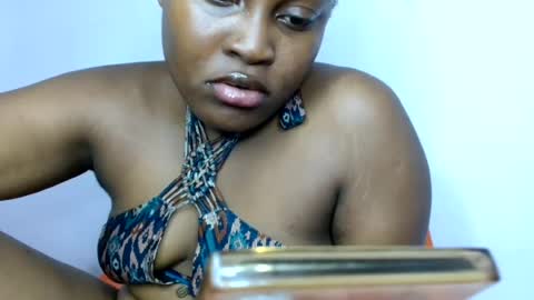 Snapshot of glamslut8 chatting on 07/28/26, 06:42 sweet girl online show from 07/28/26, 06:42