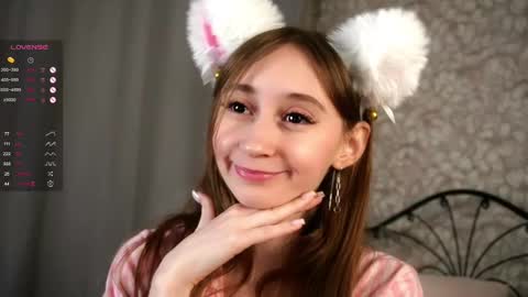 Snapshot of glennabardy chatting on 02/11/25, 06:11 Sandra online show from 02/11/25, 06:11