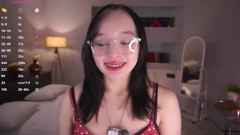 Snapshot of glennabardy chatting on 02/08/26, 05:16 Sandra online show from 02/08/26, 05:16