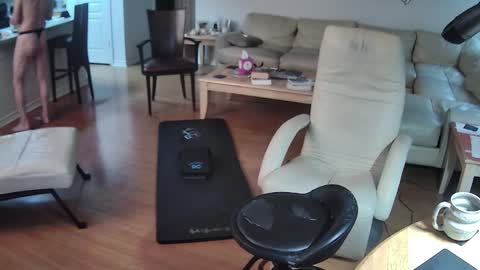 glennbitch online show from 12/04/25, 04:05