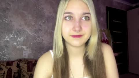 Kelly online show from 04/17/26, 12:41