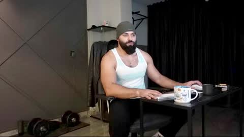 Matthew .. for short call me Matt online show from 12/24/24, 04:19