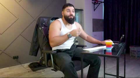 Matthew .. for short call me Matt online show from 01/14/25, 06:13