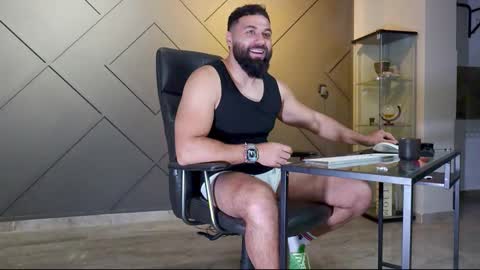 Matthew .. for short call me Matt online show from 02/14/25, 04:41