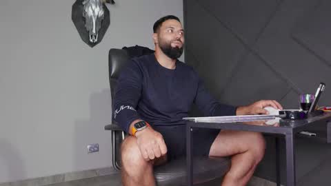 Matthew .. for short call me Matt online show from 09/22/25, 10:12