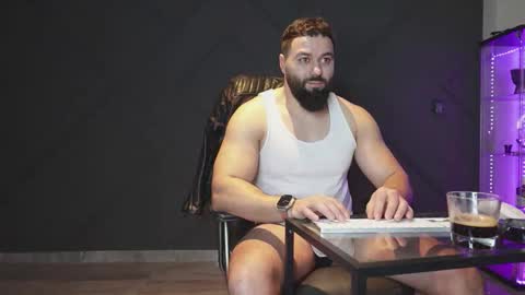 Matthew .. for short call me Matt online show from 02/24/26, 09:13