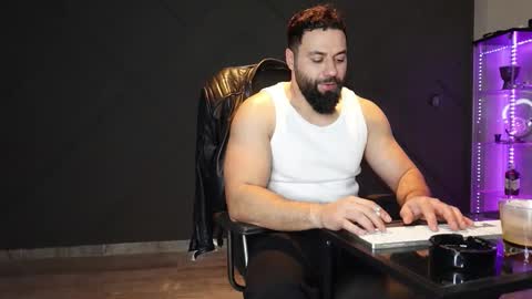 Matthew .. for short call me Matt online show from 03/23/26, 09:08