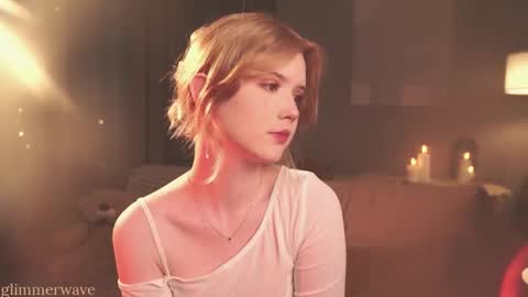 Snapshot of glimmerwave chatting on 12/20/25, 08:16 Gracia online show from 12/20/25, 08:16