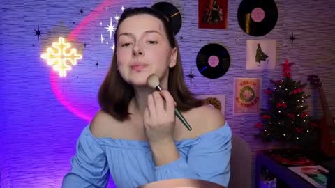 Snapshot of glo_lo chatting on 12/16/24, 02:16 Bye everybody Ill be online Monday December 2nd Saturday and Sunday off online show from 12/16/24, 02:16