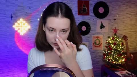 Snapshot of glo_lo chatting on 01/14/25, 08:20 Bye everybody Ill be online Monday December 2nd Saturday and Sunday off online show from 01/14/25, 08:20