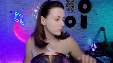 Snapshot of glo_lo chatting on 02/28/25, 06:10 Bye everybody Ill be online Monday December 2nd Saturday and Sunday off online show from 02/28/25, 06:10