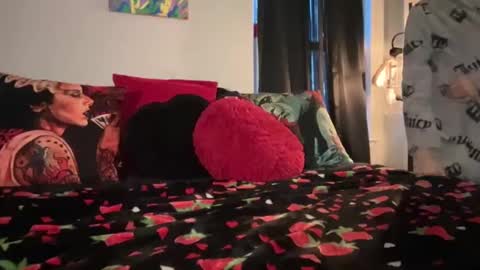 Baby Bimbo online show from 11/19/25, 09:37