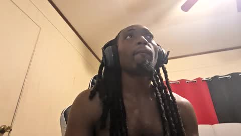 glomightyj online show from 12/17/25, 05:13